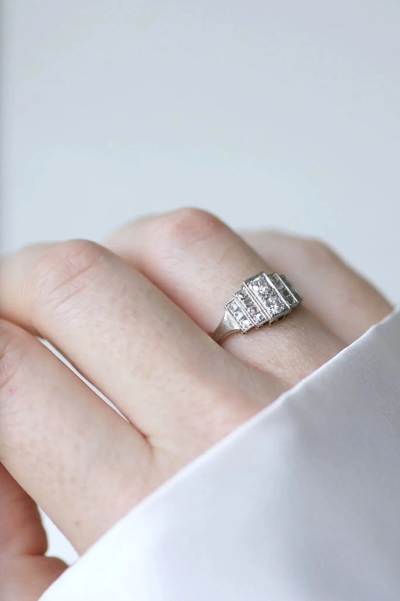 Bague Art Déco escalier diamants sold by 58 Facettes product image thumbnail 2