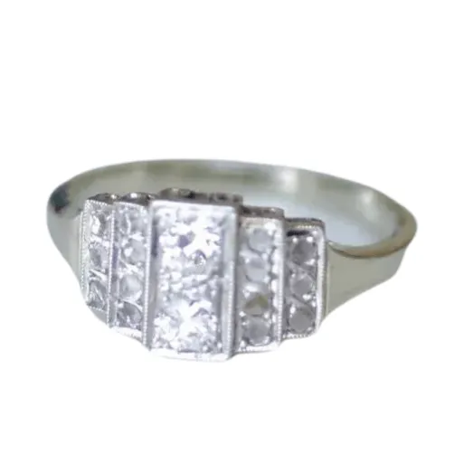 Bague Art Déco escalier diamants sold by 58 Facettes