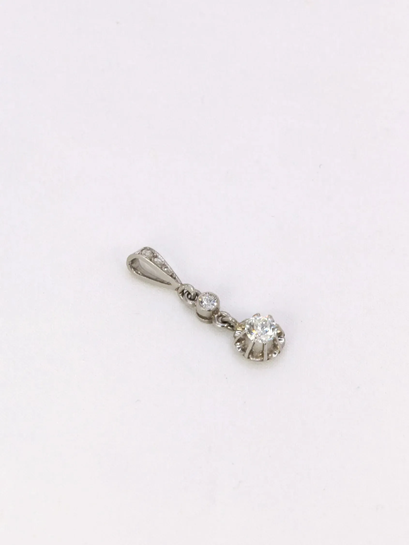 Pendentif ancien platine diamants 0,34 ct sold by 58 Facettes product image thumbnail 4