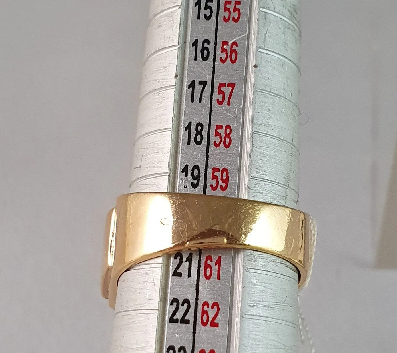 BAGUE PAPILLON OR JAUNE et DIAMANTS - EPOQUE 1945/1947 sold by 58 Facettes product image thumbnail 3