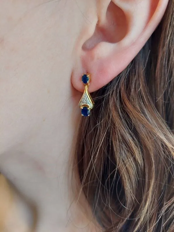 BOUCLES D'OREILLES PENDANTES SAPHIRS ET DIAMANTS sold by 58 Facettes product image thumbnail 2