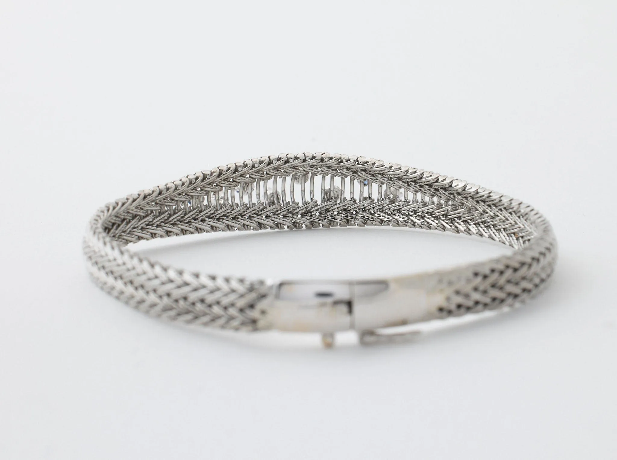 Bracelet saphirs diamants sold by 58 Facettes product image thumbnail 5