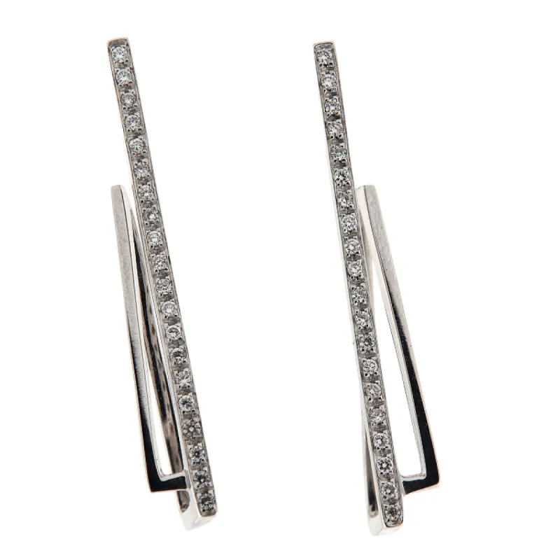 Boucles d'oreilles pendantes en or blanc et diamants sold by 58 Facettes