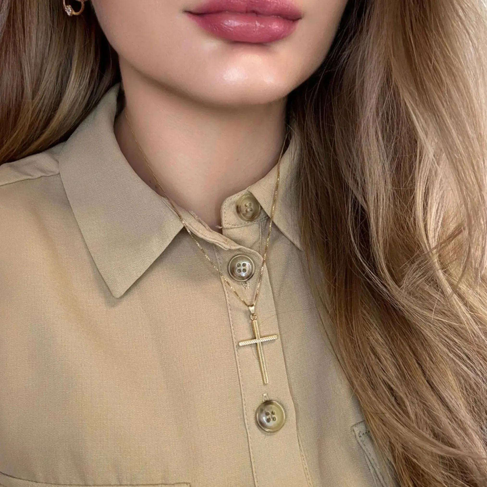 Pendentif Croix or jaune sold by 58 Facettes product image thumbnail 2