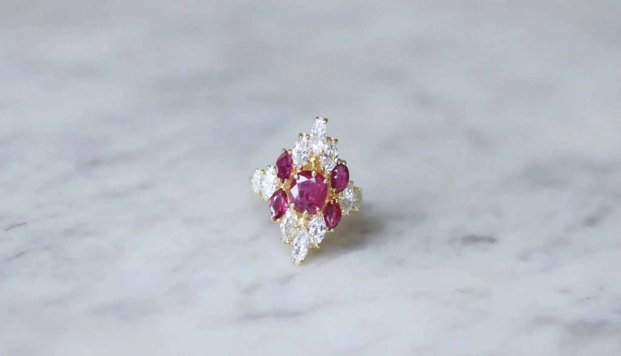 Bague fil marquise Or jaune Rubis Diamants sold by 58 Facettes product image thumbnail 3