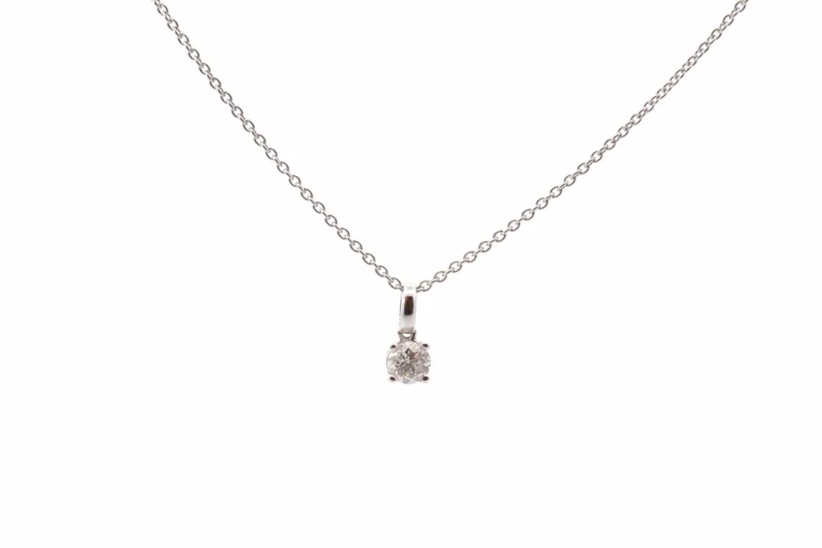 Pendentif chaine diamant en or 18k sold by 58 Facettes