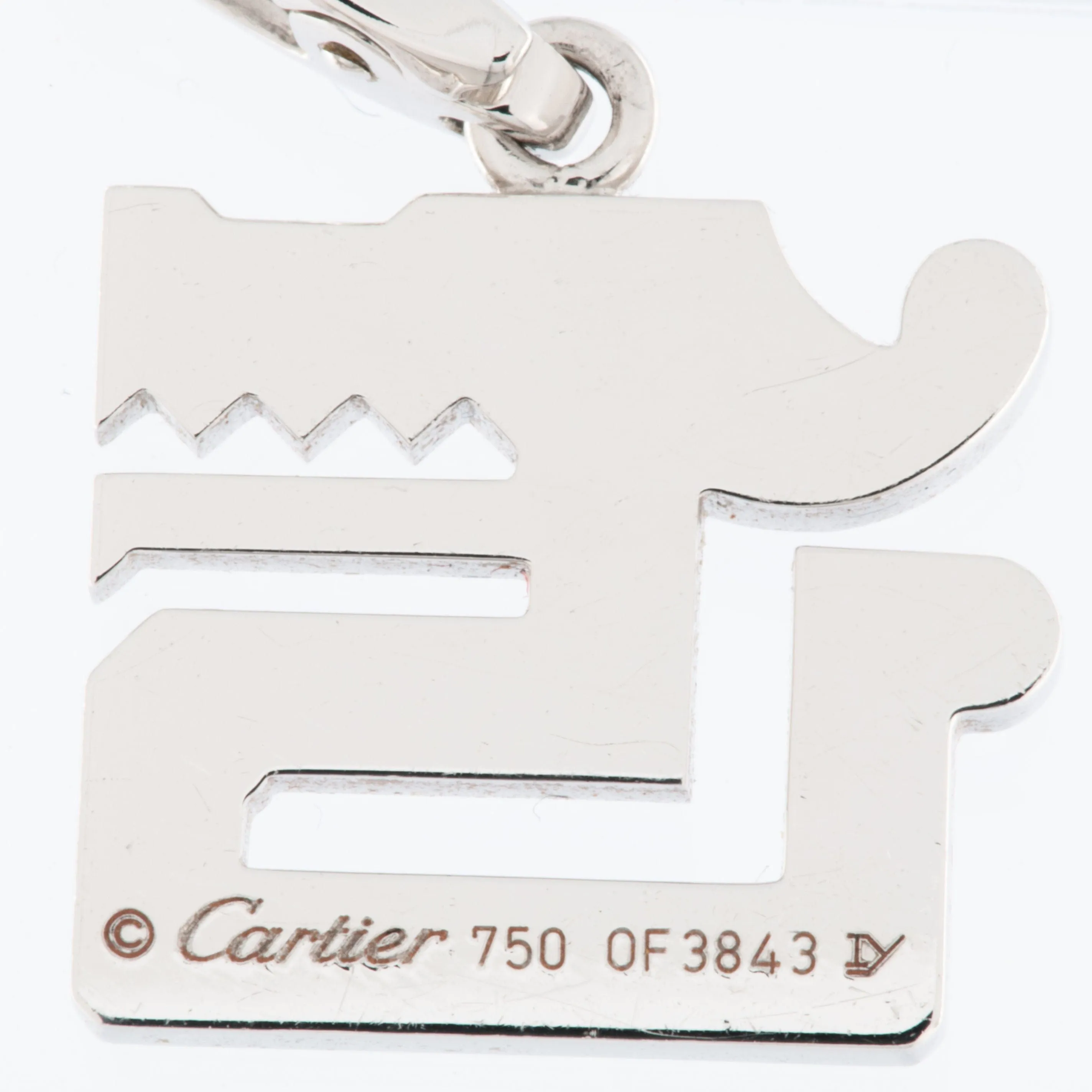 CARTIER - Le Baiser du Dragon - Pendentif en or blanc carats, diamants et rubis sold by 58 Facettes product image thumbnail 3