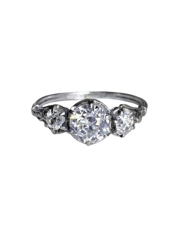 Bague Art Déco, platine et diamants made by 58 Facettes