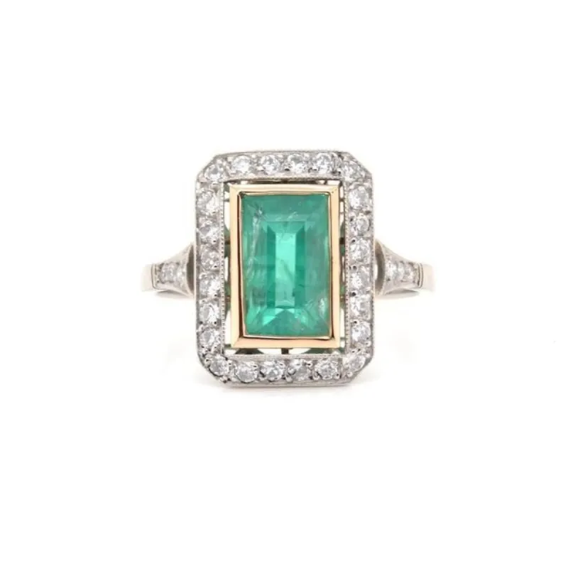 Bague rectangle Or jaune Platine Emeraude Diamants sold by 58 Facettes