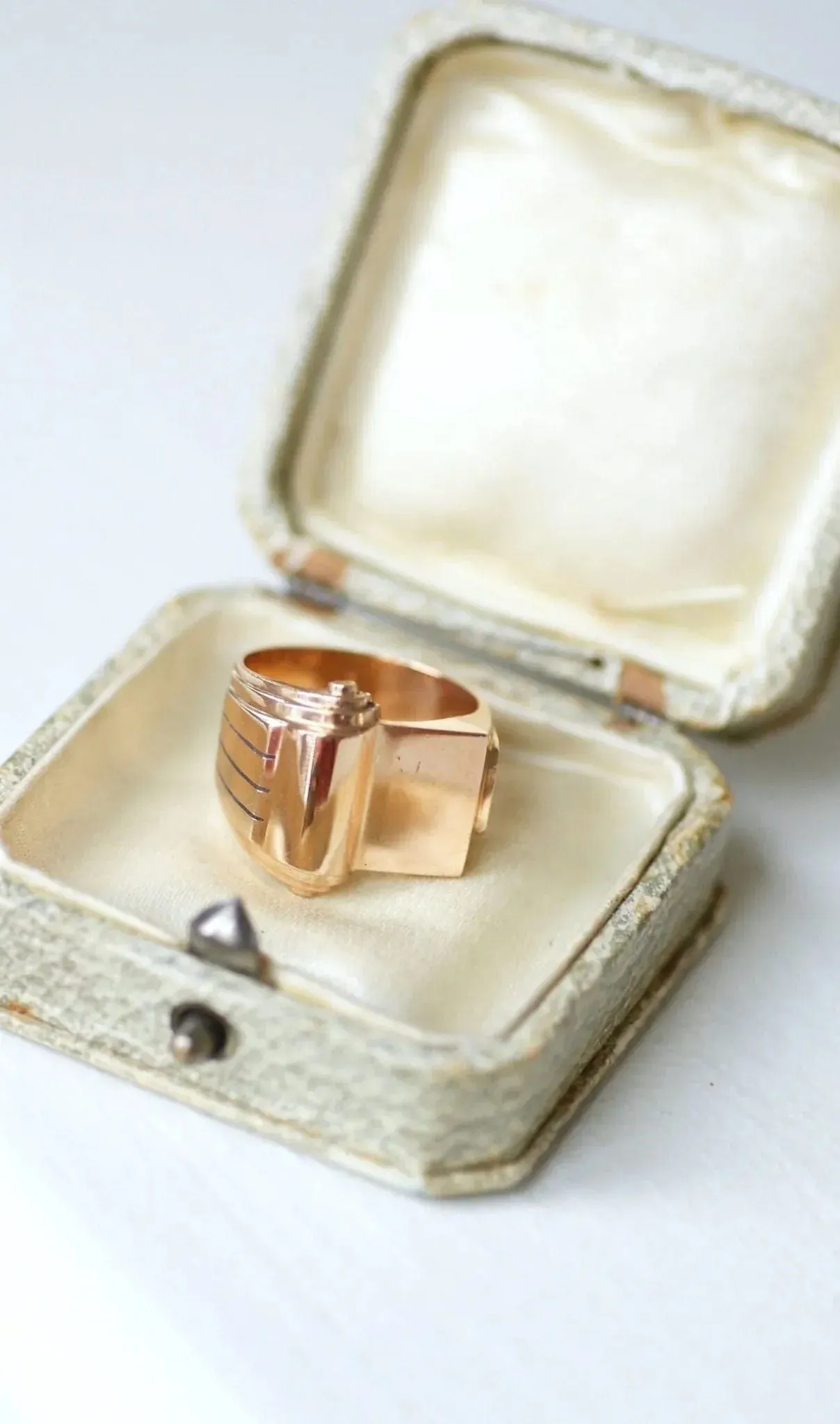 Chevalière Tank en or rose sold by 58 Facettes product image thumbnail 4