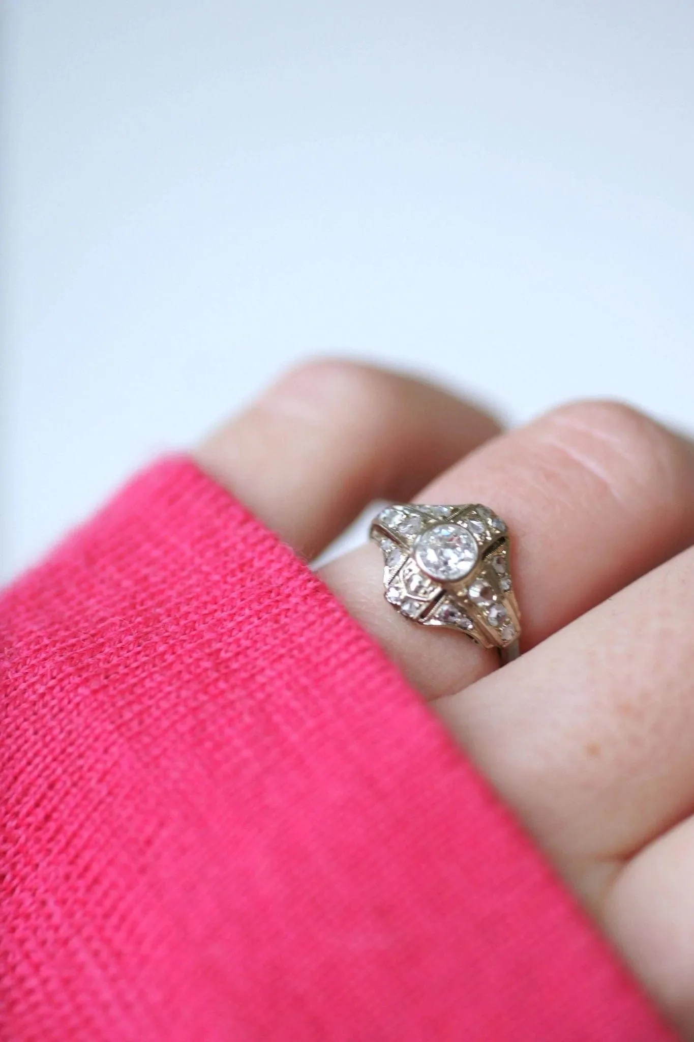 Bague dôme Art Déco diamants sold by 58 Facettes product image thumbnail 2