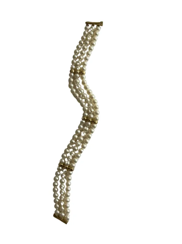 Bracelet 3 Rangs Perles Fermoir Or Jaune sold by 58 Facettes