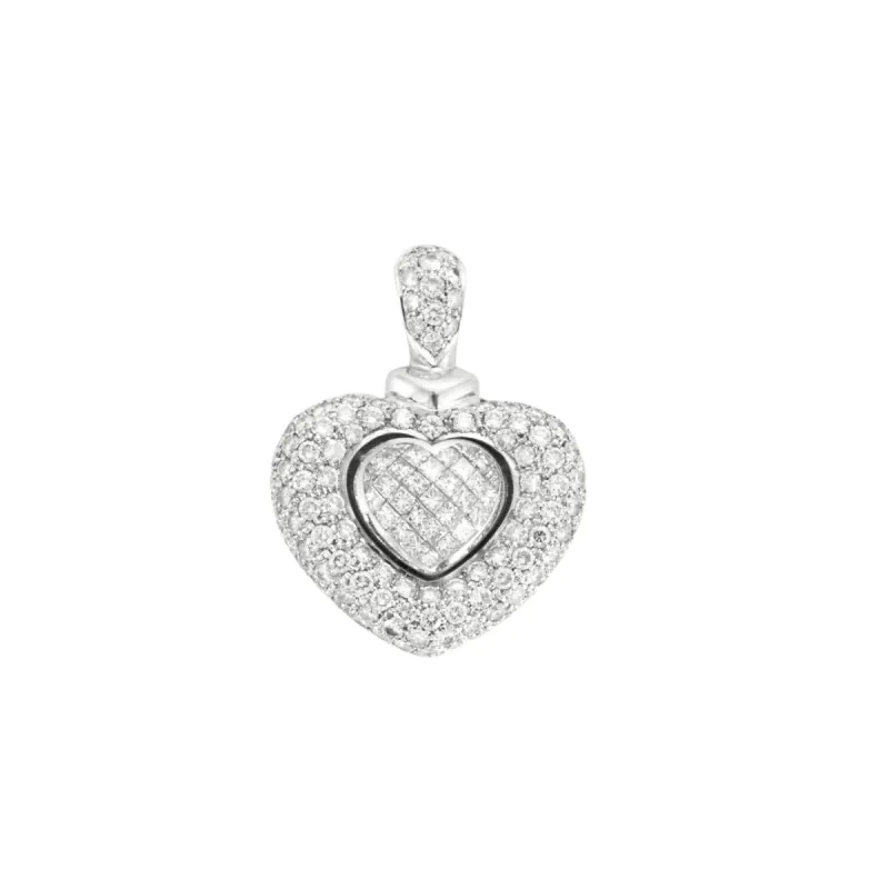 Pendentif coeur or blanc serti de diamants princesses et diamants naturels sold by 58 Facettes