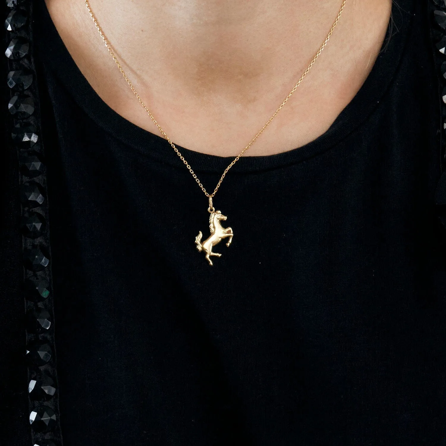 Chaîne or jaune pendentif cheval sold by 58 Facettes product image thumbnail 3