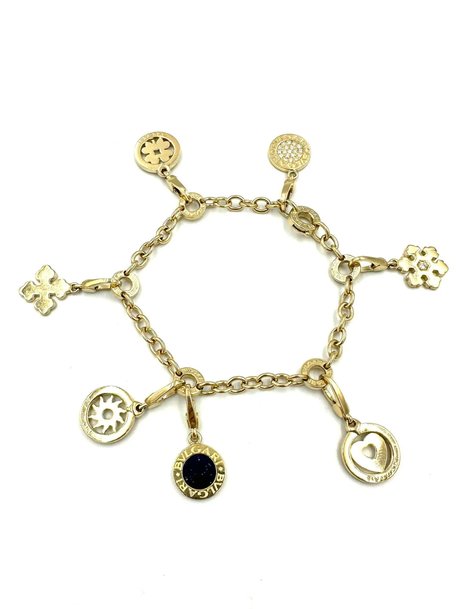 BVLGARI. Bracelet Charms en or jaune 18K sold by 58 Facettes