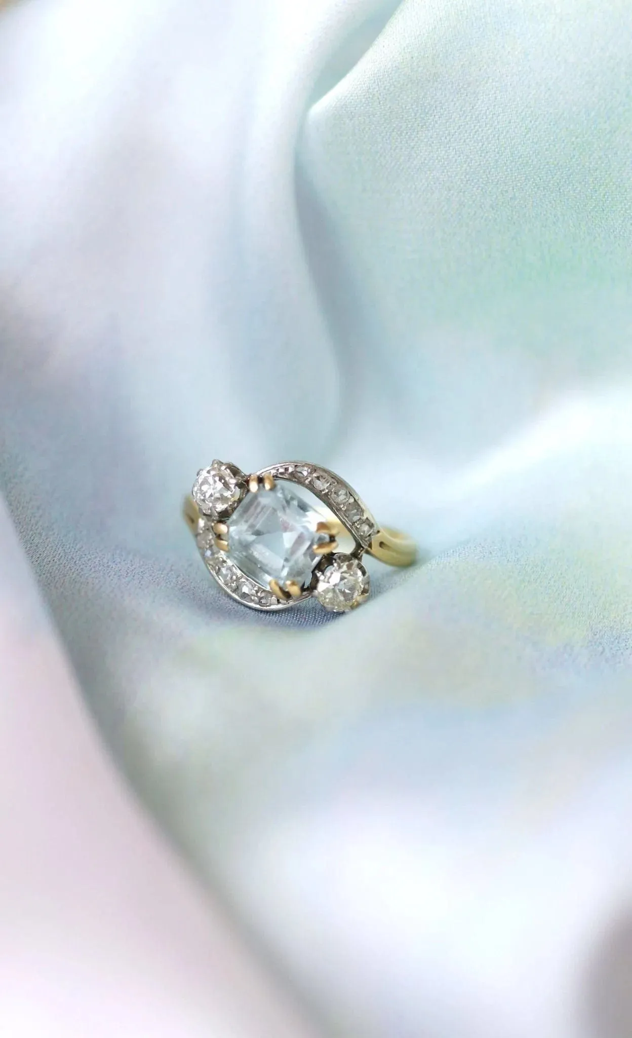 Bague Toi & Moi diamants et aigue marine sold by 58 Facettes product image thumbnail 4