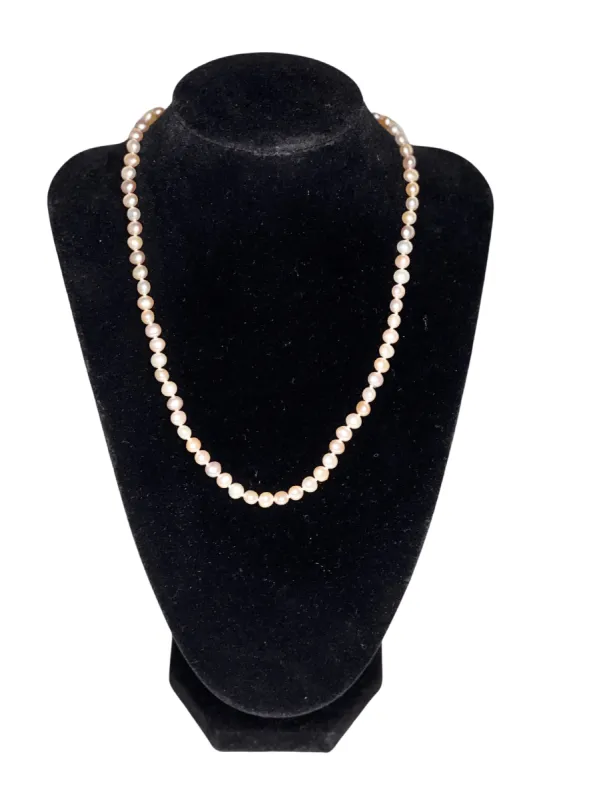 Collier Perles de Culture 45 cm fermoir Or 750 °/°° sold by 58 Facettes