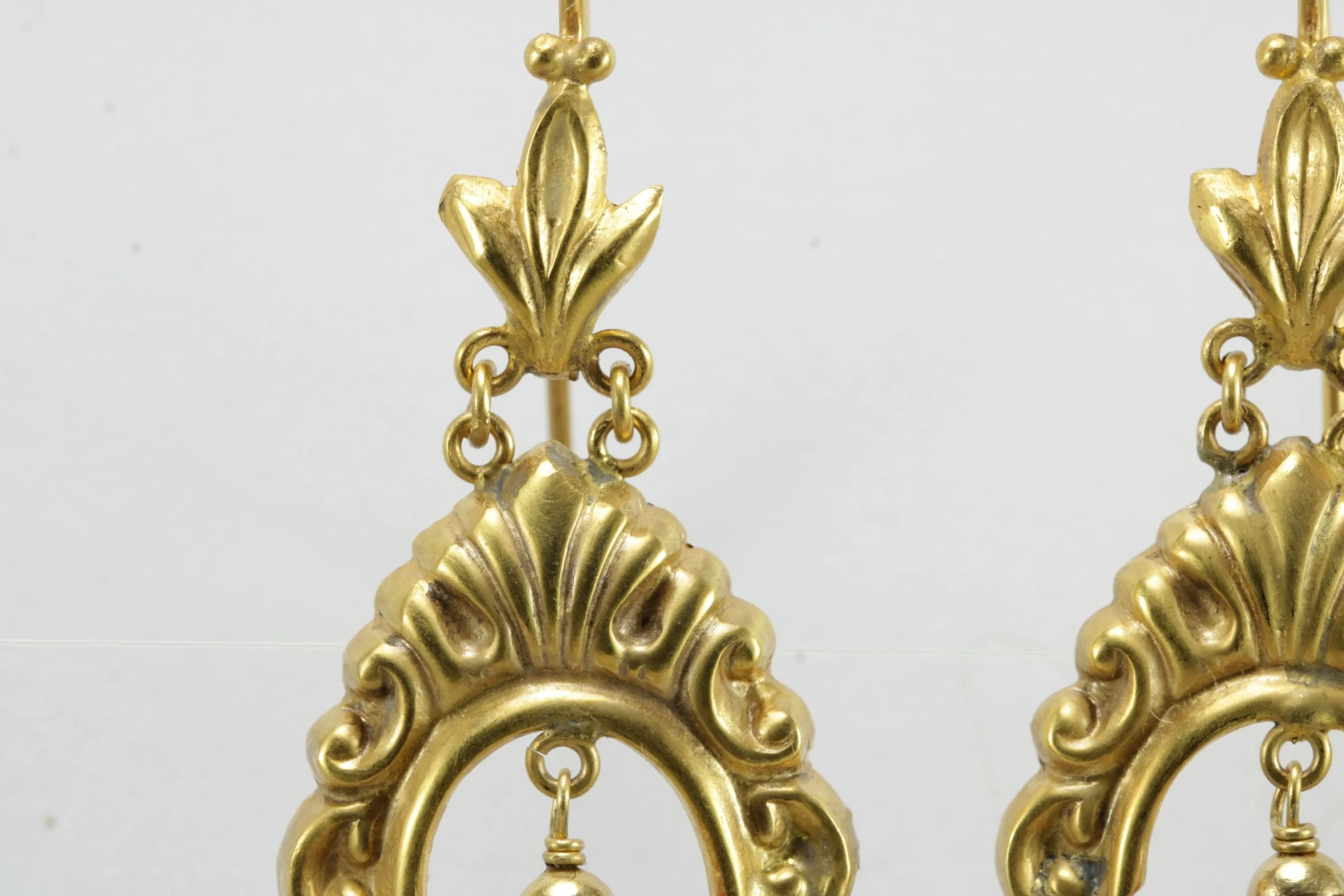 Boucles d'oreilles anciennes en or corail sold by 58 Facettes product image thumbnail 4