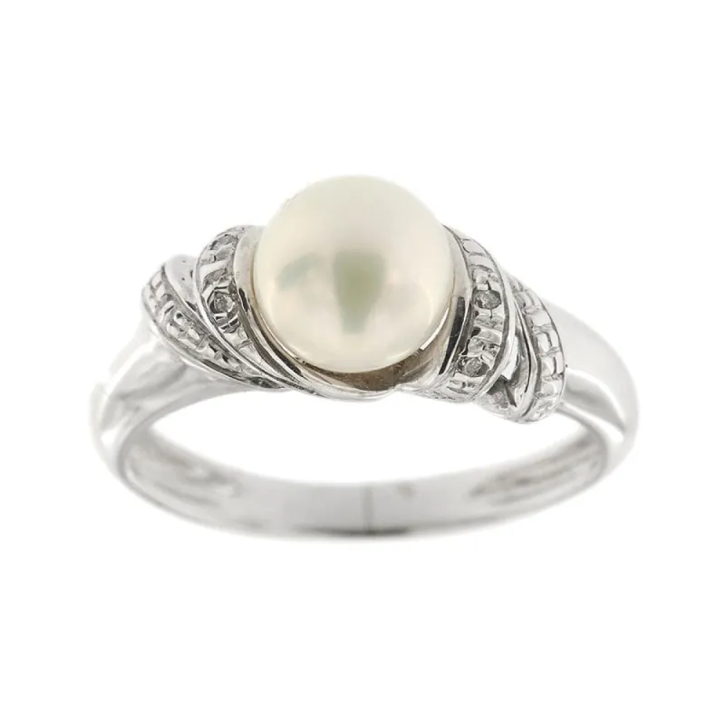 Bague avec perle et diamants sold by 58 Facettes