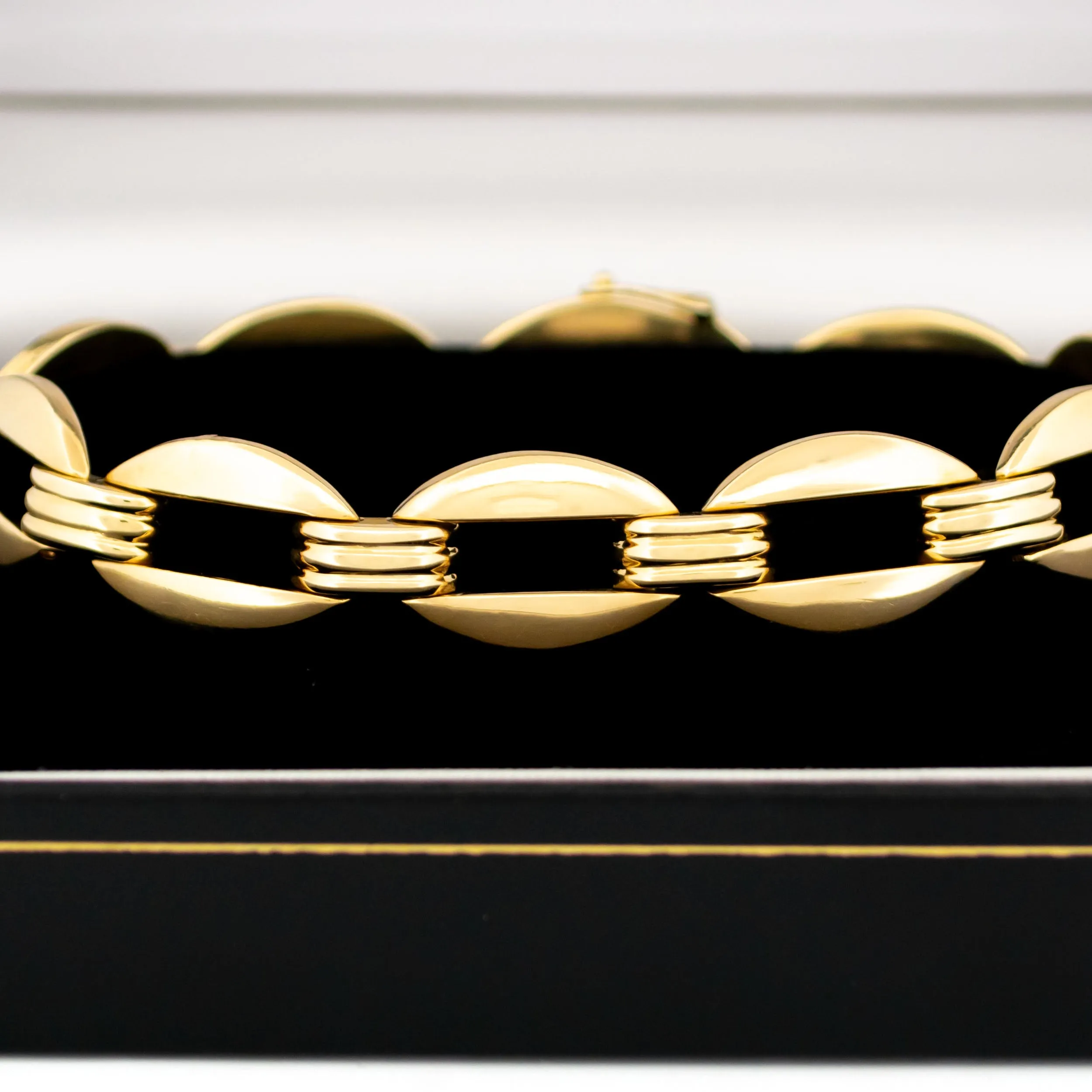 Bracelet en or sold by 58 Facettes product image thumbnail 5