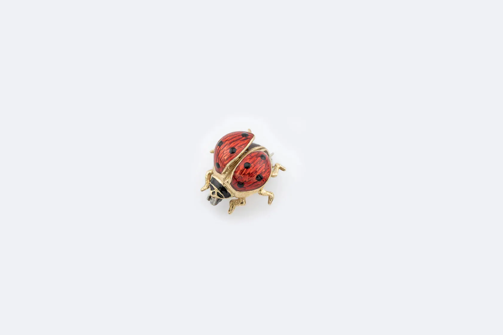 Broche coccinelle en or jaune émaillé sold by 58 Facettes product image thumbnail 3