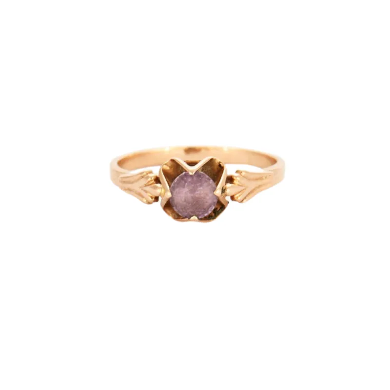 Bague solitaire or rose saphir violet sold by 58 Facettes