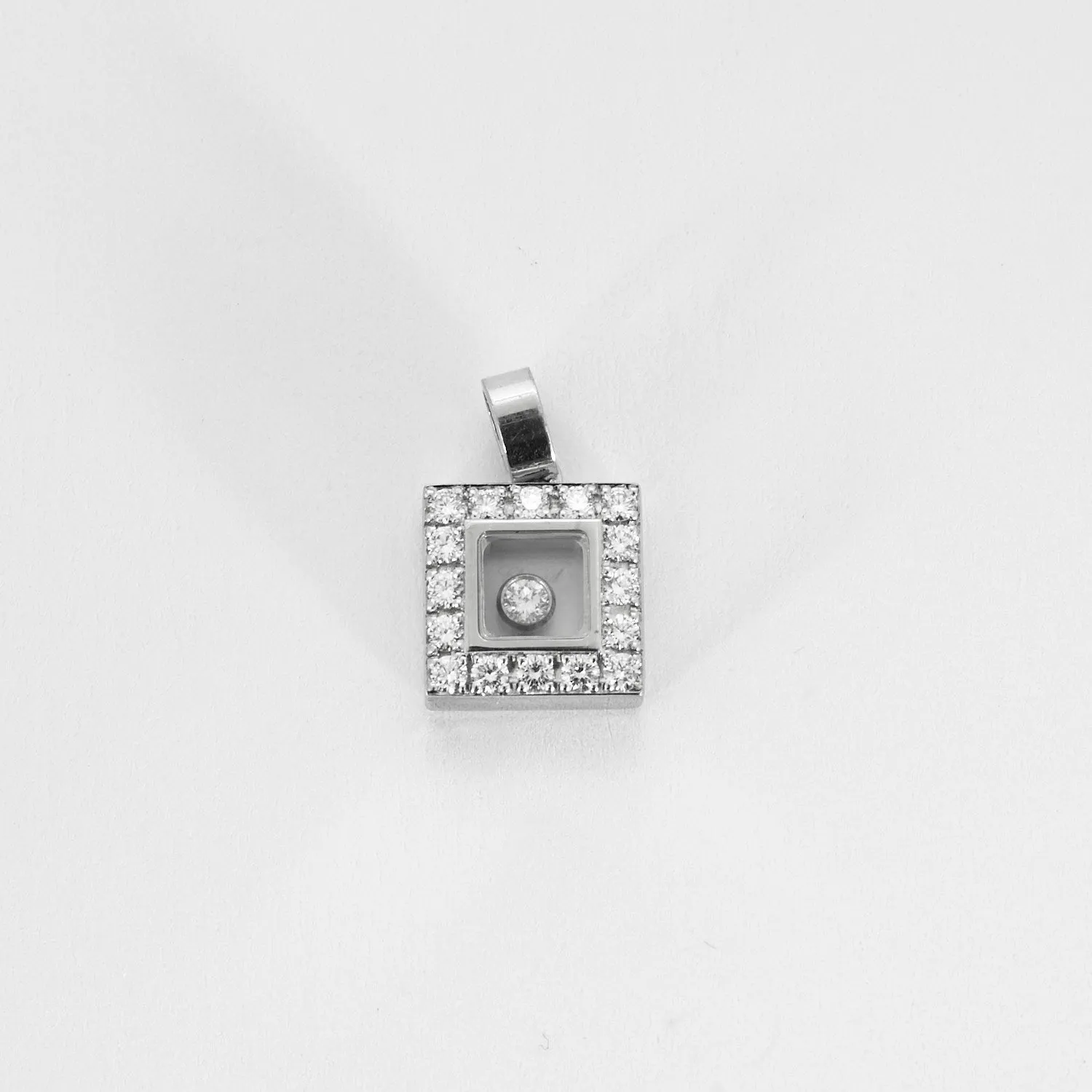 Chopard Happy Diamonds- Pendentif en or gris et diamants sold by 58 Facettes product image thumbnail 3