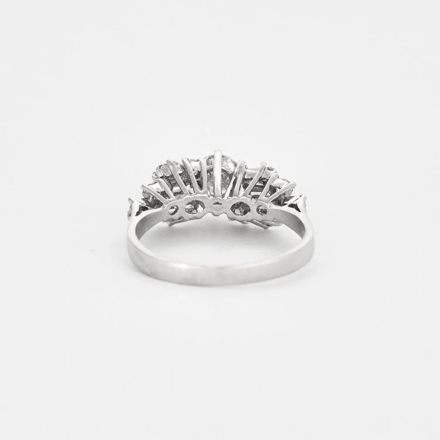 Bague en or gris diamants sold by 58 Facettes product image thumbnail 5
