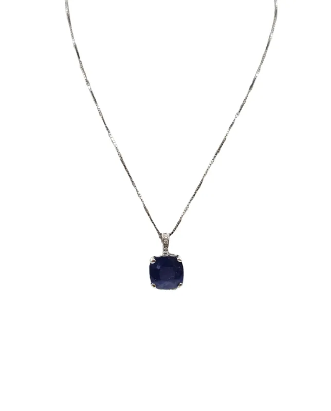 Collier or blanc serti d’un saphir ceylon et diamants sold by 58 Facettes