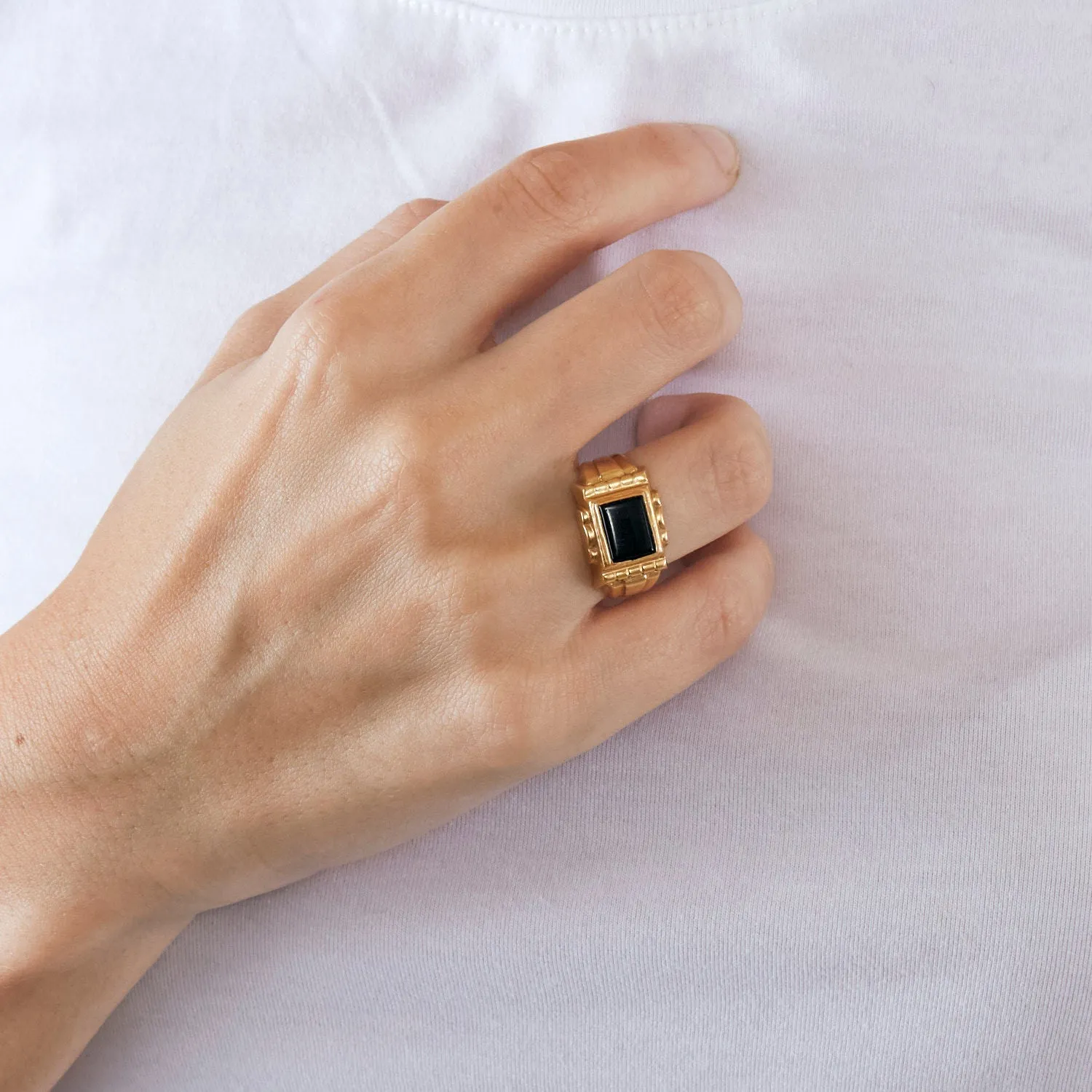 Bague chevalière onyx sold by 58 Facettes product image thumbnail 2