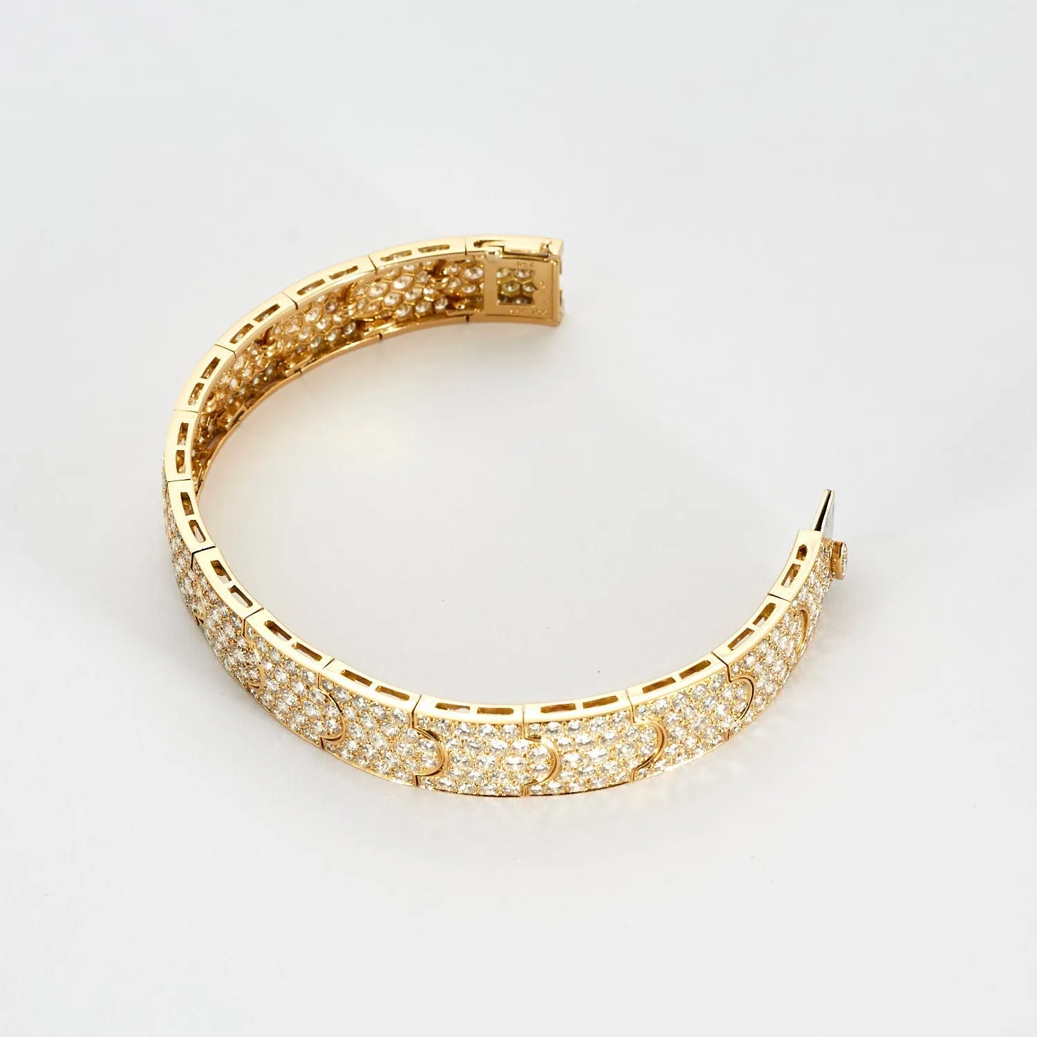 CARTIER - Bracelet Arcadie or jaune et diamants sold by 58 Facettes product image thumbnail 5