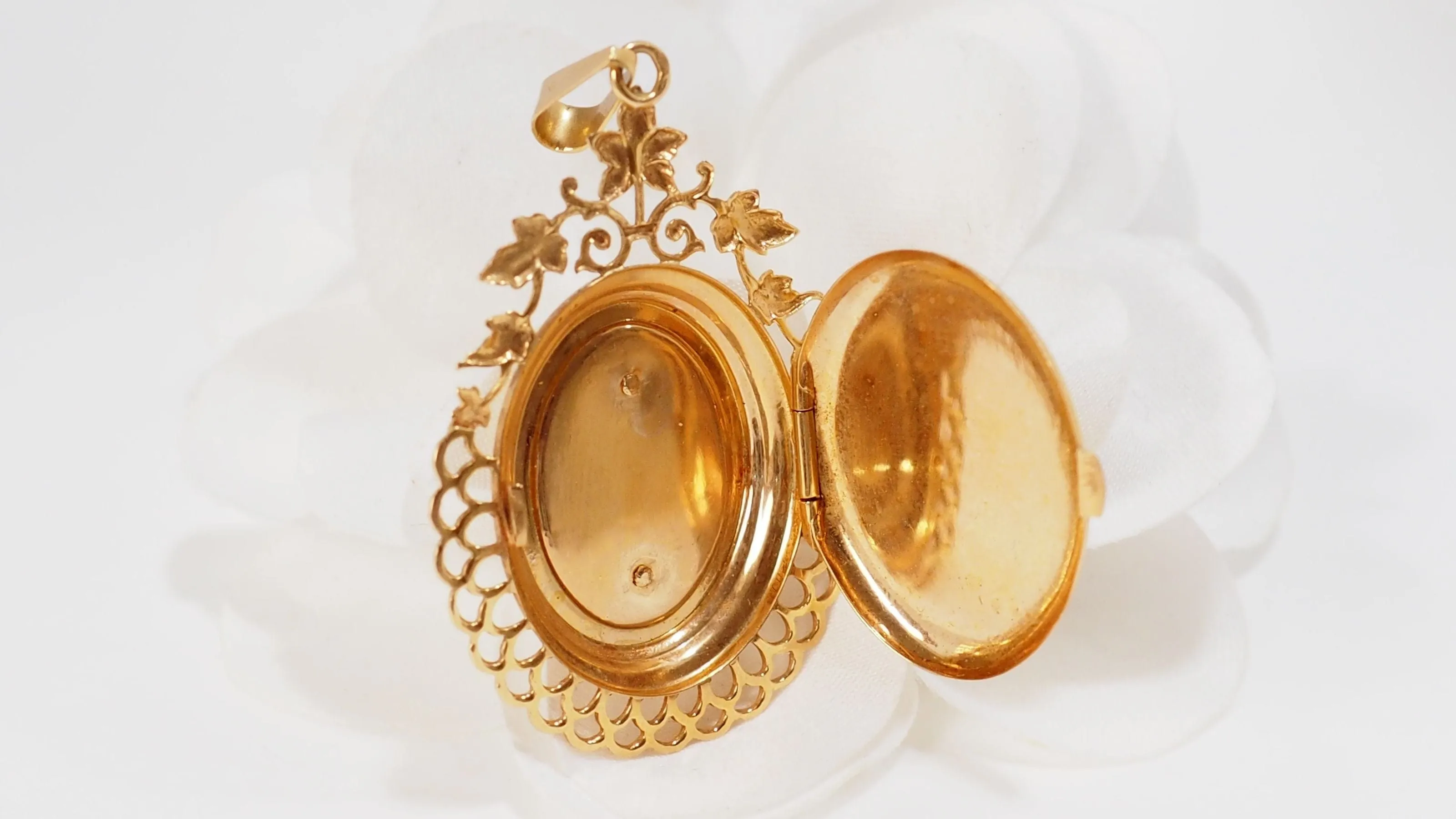 Pendentif porte photo Or jaune Emeraude sold by 58 Facettes product image thumbnail 4