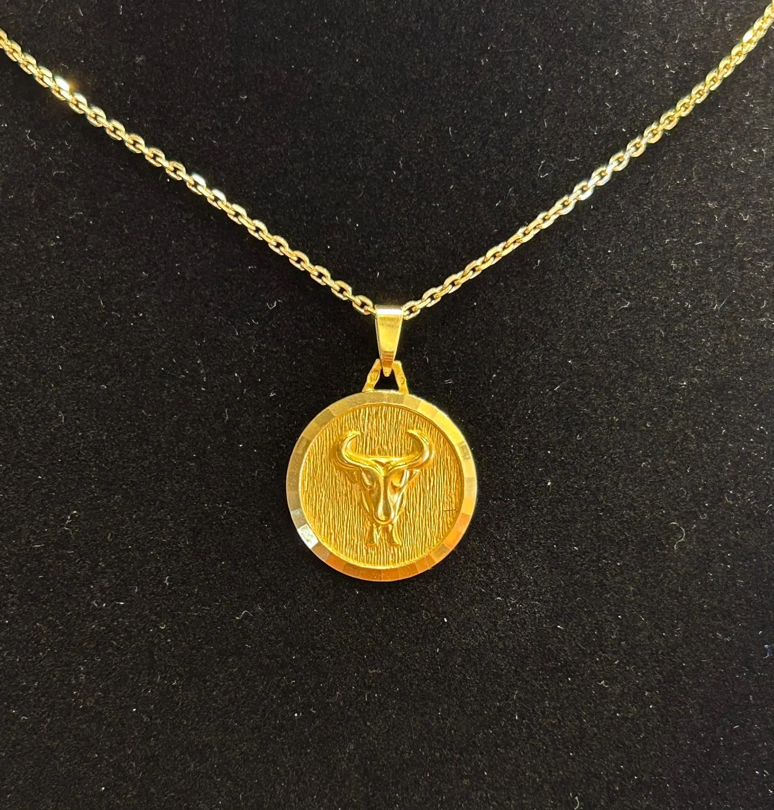 Pendentif signe du zodiaque taureau sold by 58 Facettes product image thumbnail 2