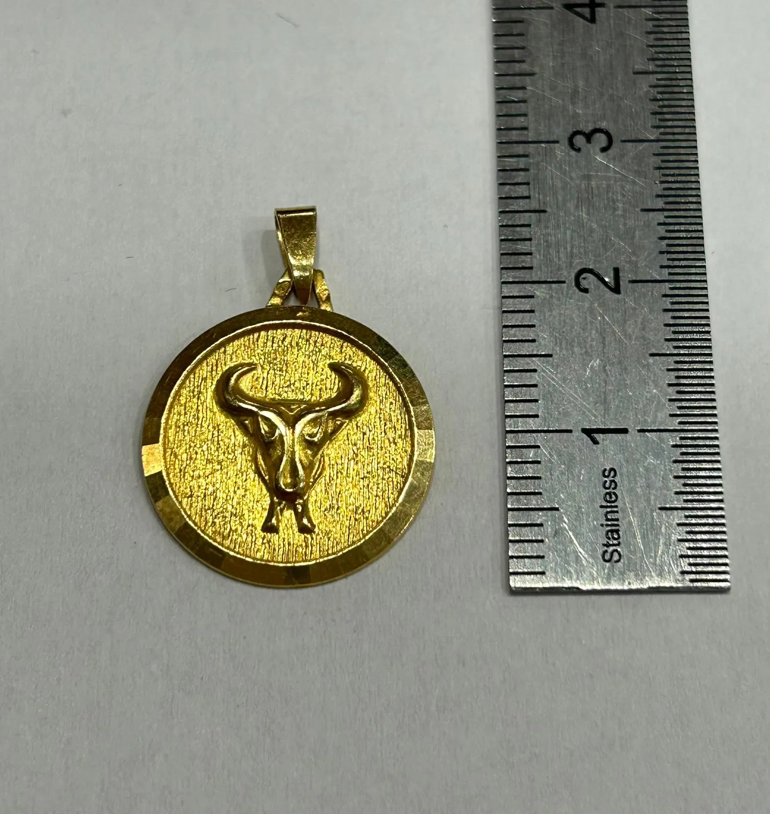 Pendentif signe du zodiaque taureau sold by 58 Facettes product image thumbnail 4