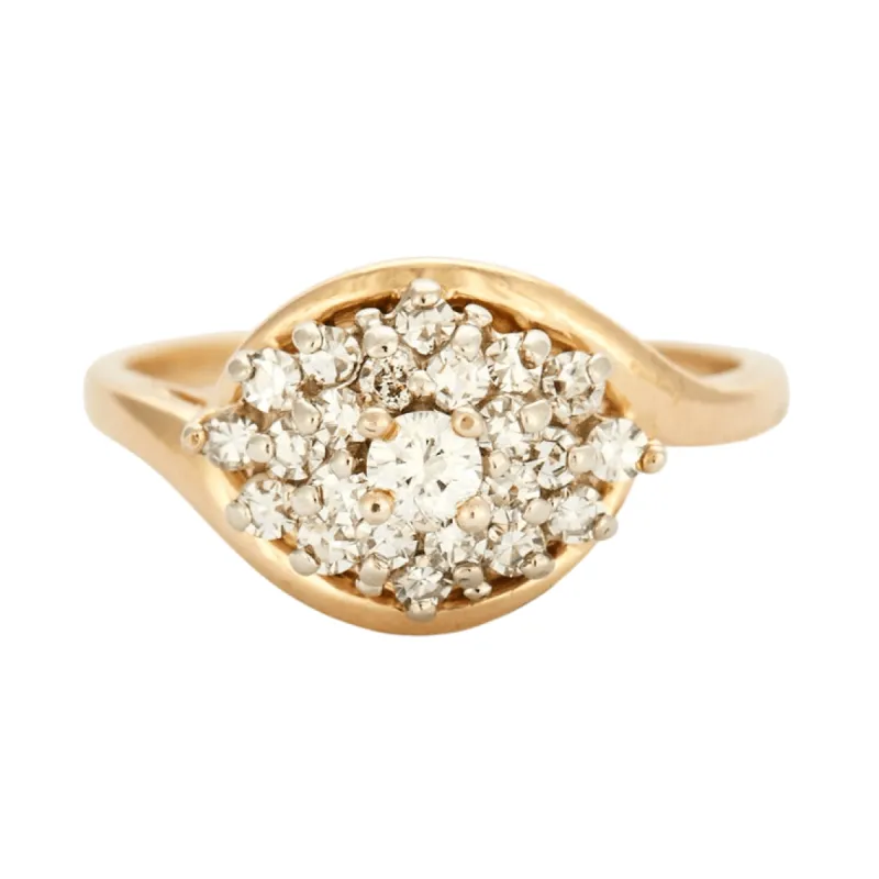 Bague dôme en or et diamants sold by 58 Facettes