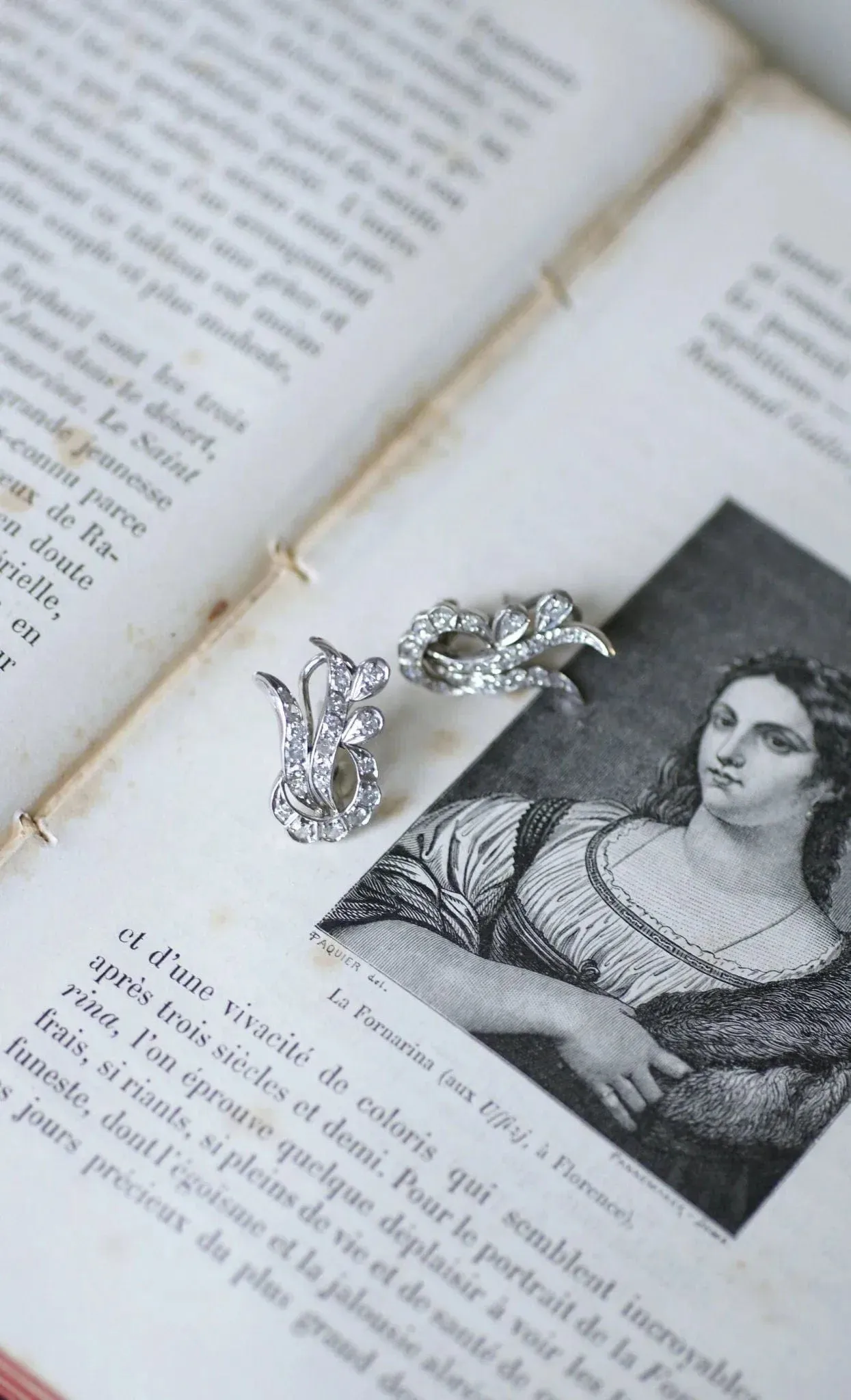 Boucles d'oreilles Retro Or blanc Diamants sold by 58 Facettes product image thumbnail 4