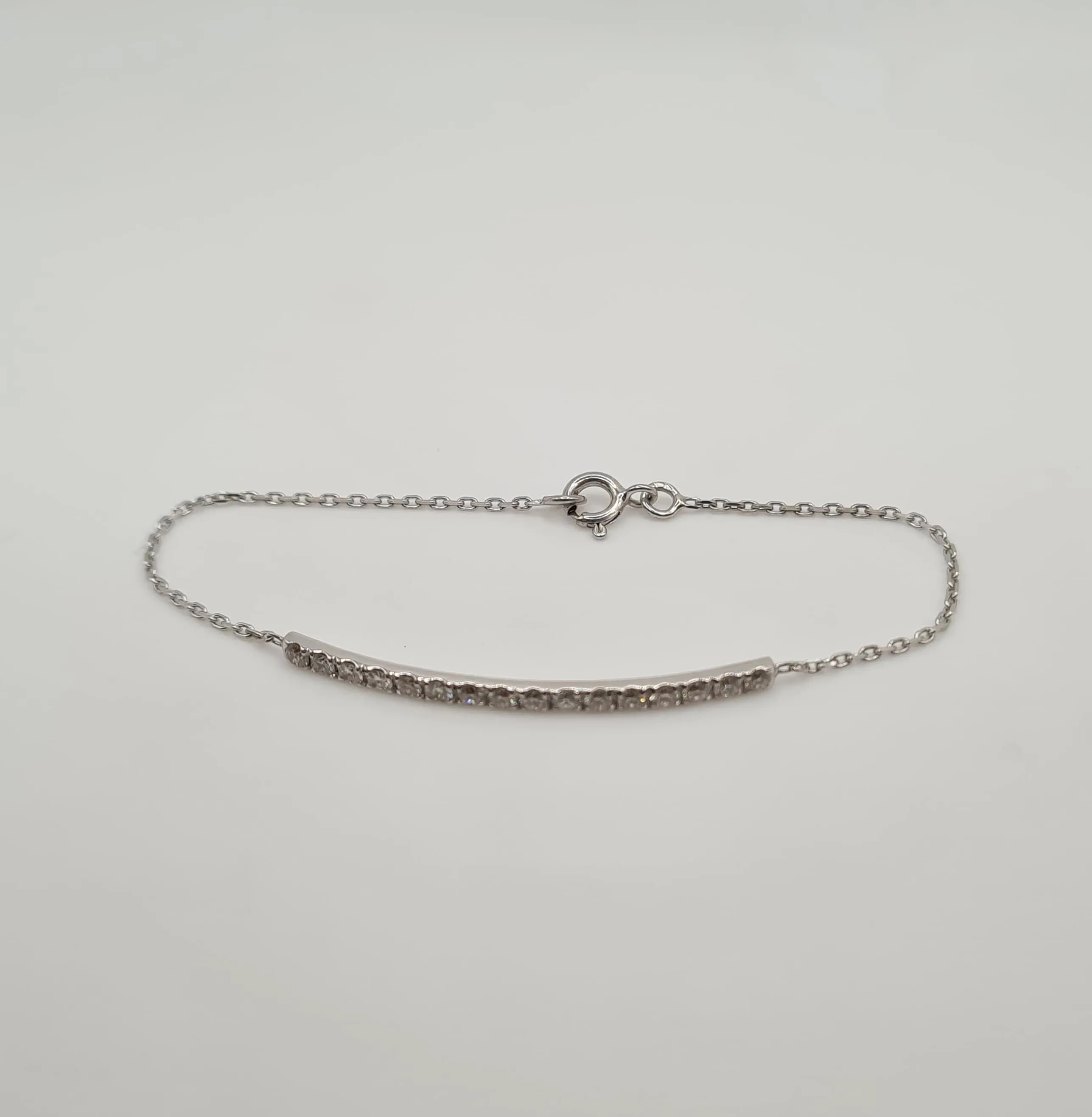 Bracelet or blanc serti d’une barrette de diamants sold by 58 Facettes product image thumbnail 4