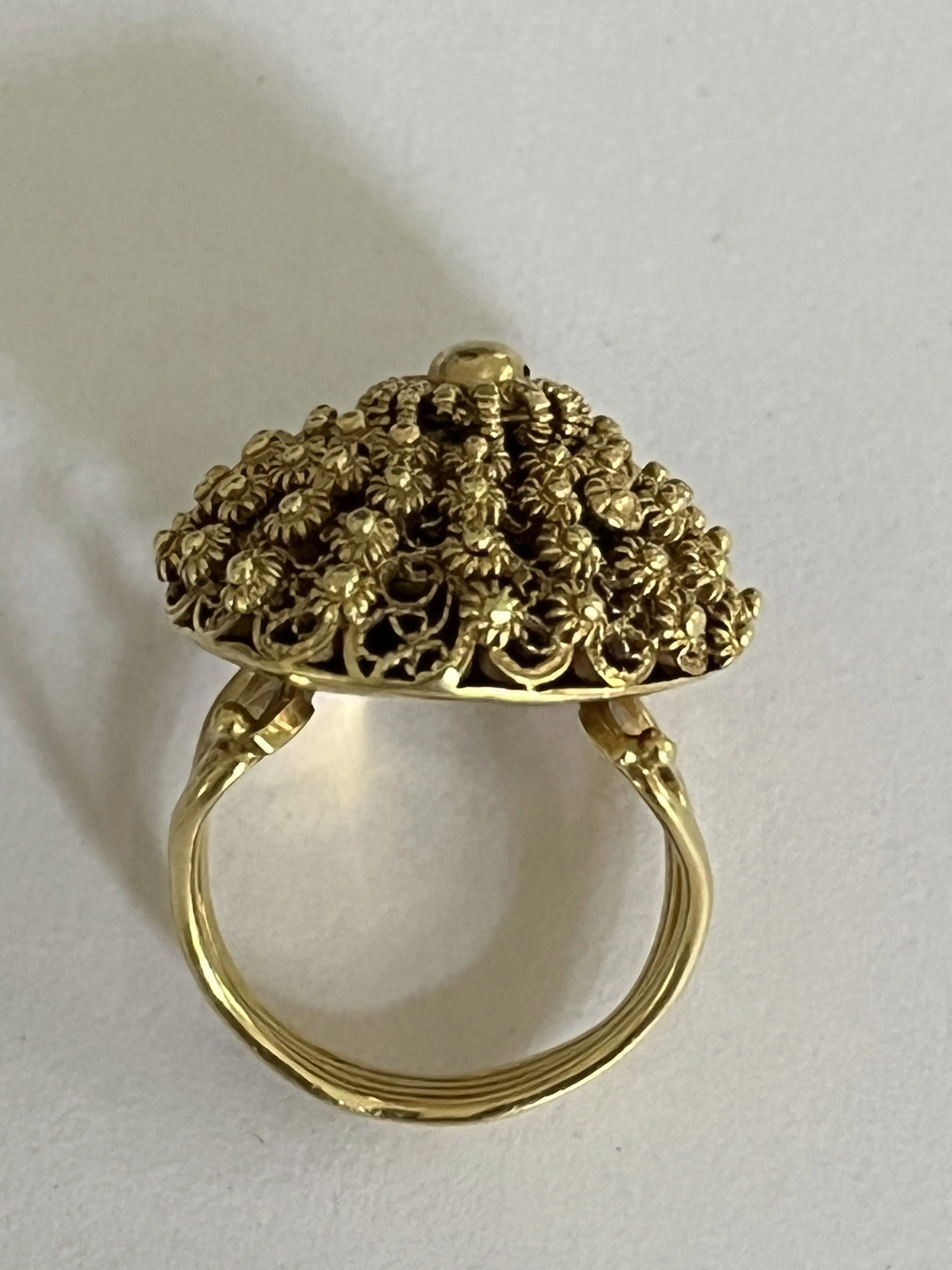 Bague dôme or jaune sold by 58 Facettes product image thumbnail 4