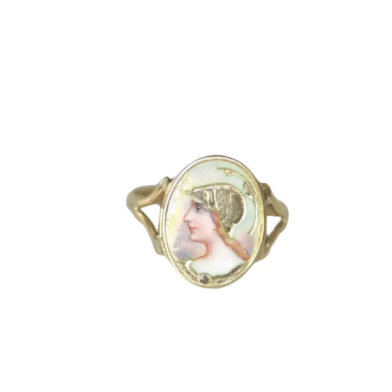 Bague Athéna émail sold by 58 Facettes