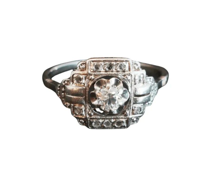 Bague Art Déco Diamants, Monture Or Et Platine sold by 58 Facettes