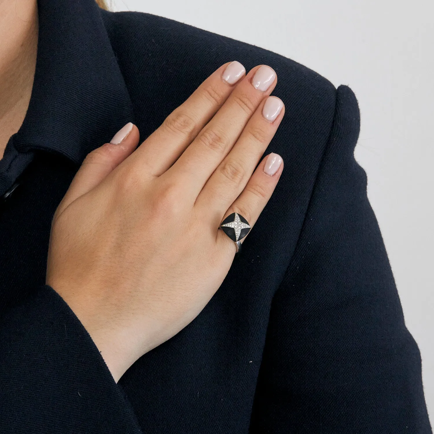 MAUBOUSSIN - Bague Étoile Divine or gris et diamants sold by 58 Facettes product image thumbnail 2