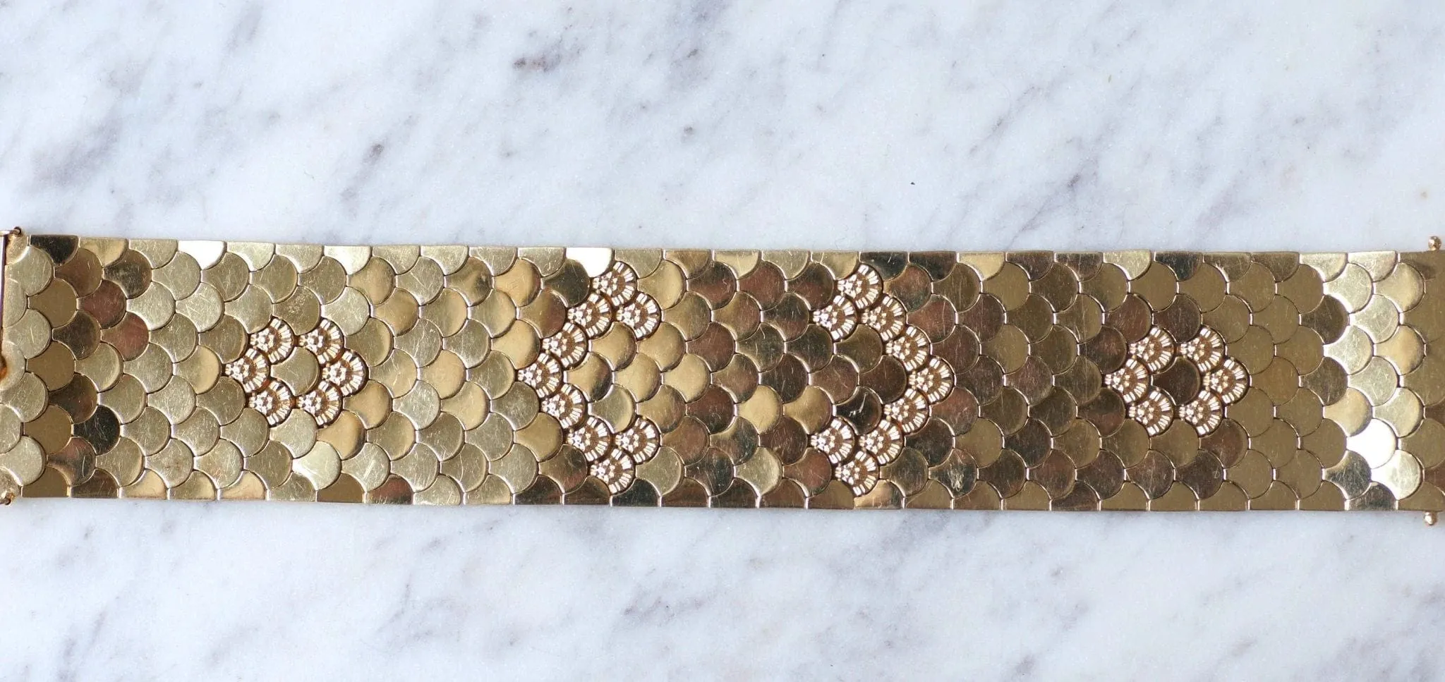 Bracelet manchette souple or jaune écaille sold by 58 Facettes product image thumbnail 3