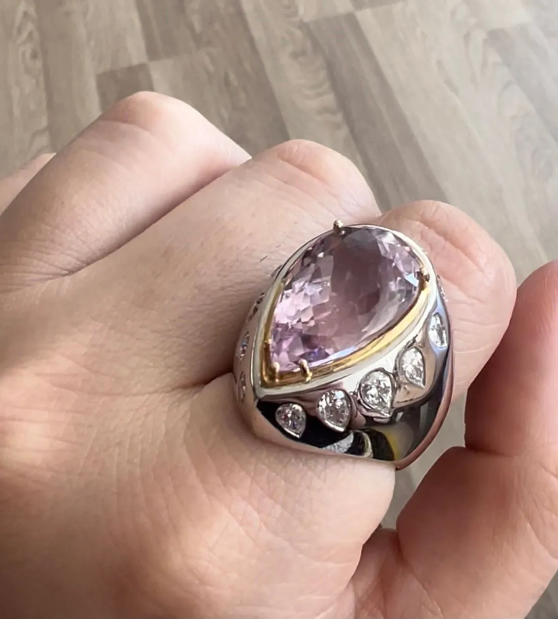 pear amethyst and diamond statement white gold ring sold by 58 Facettes product image thumbnail 3
