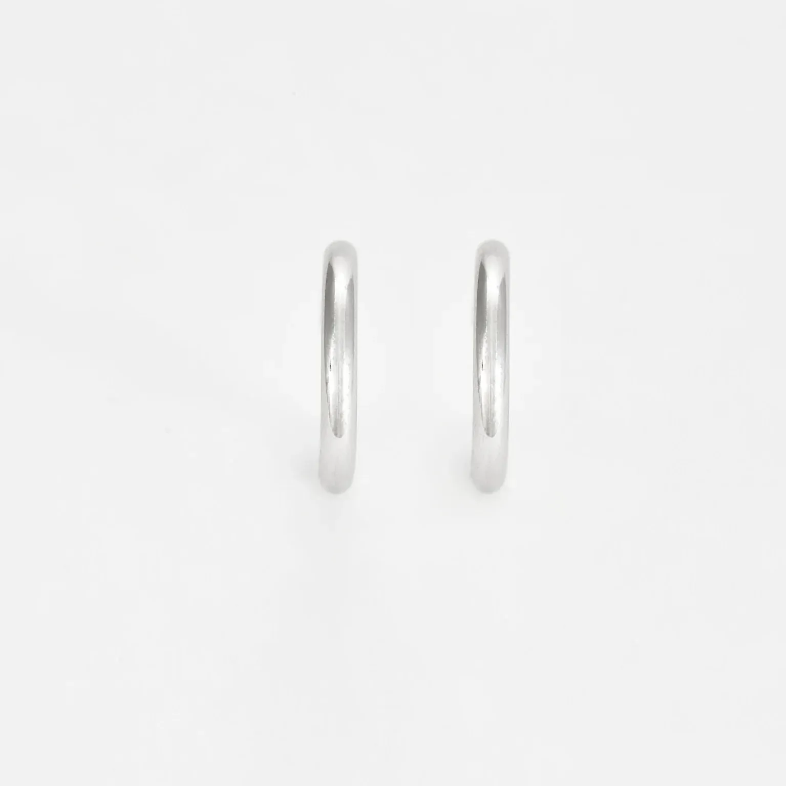 Bouches D'oreilles Créoles Or Blanc sold by 58 Facettes product image thumbnail 2