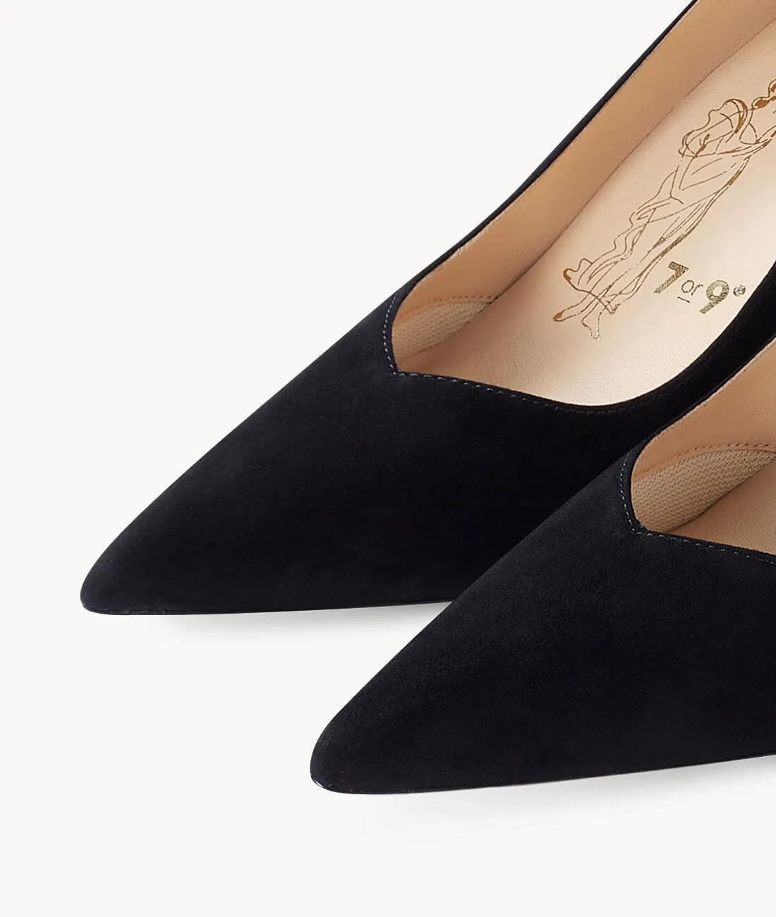 Black Olives Pump sold by 7OR9 product image thumbnail 2