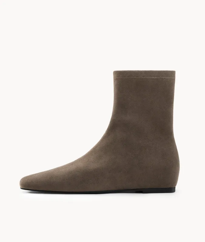 Ruby Tea Air-touch Foam Boot sold by 7OR9