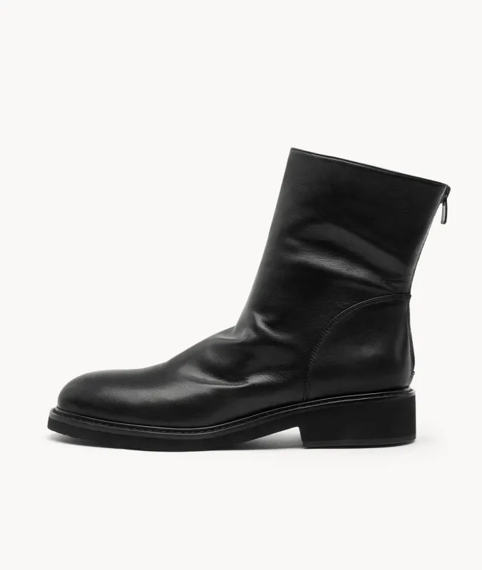 Choco Parfait Air-touch Foam Boot sold by 7OR9