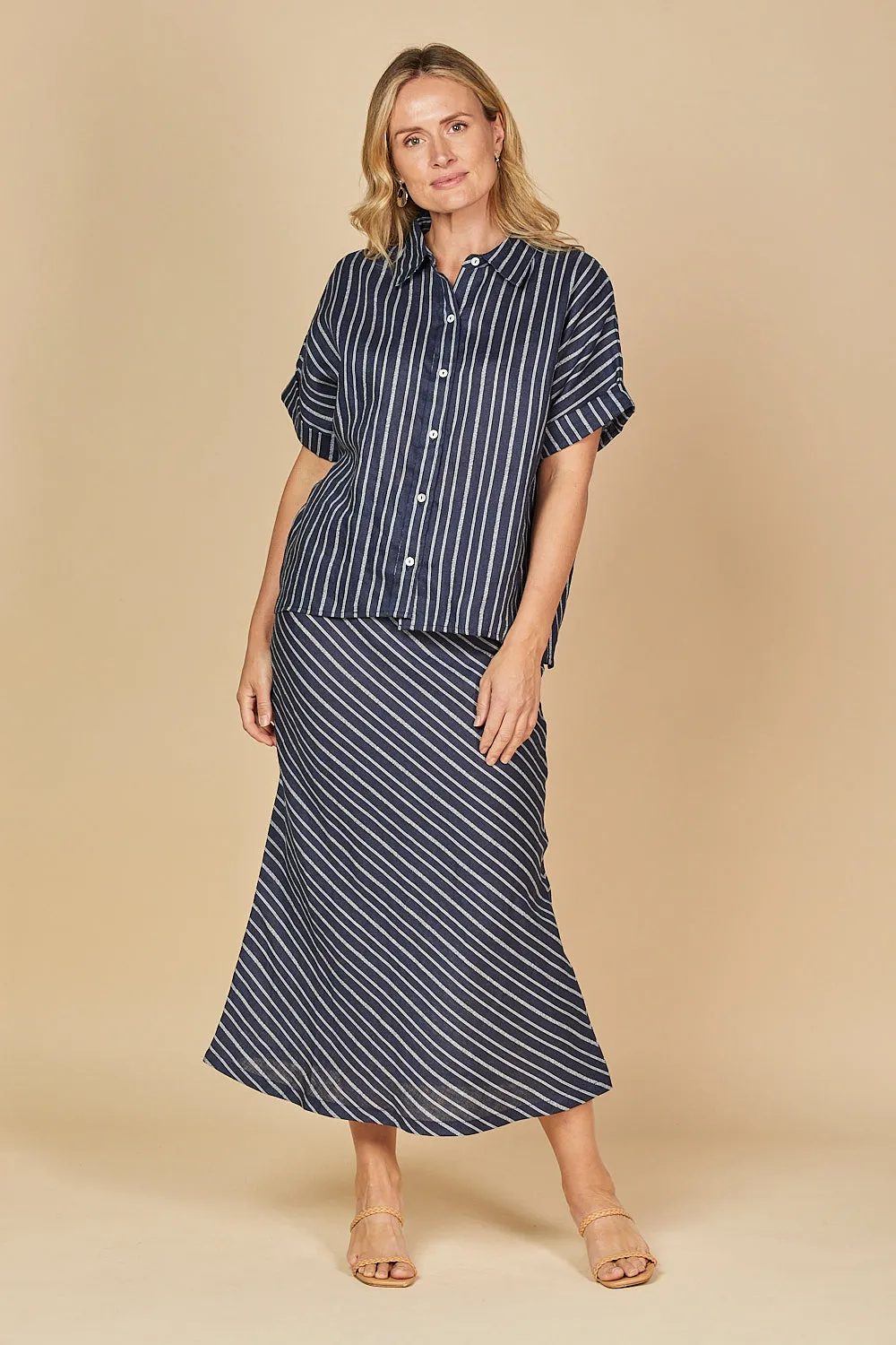 Carmen Linen Shirt in Boathouse sold by Adrift product image thumbnail 5