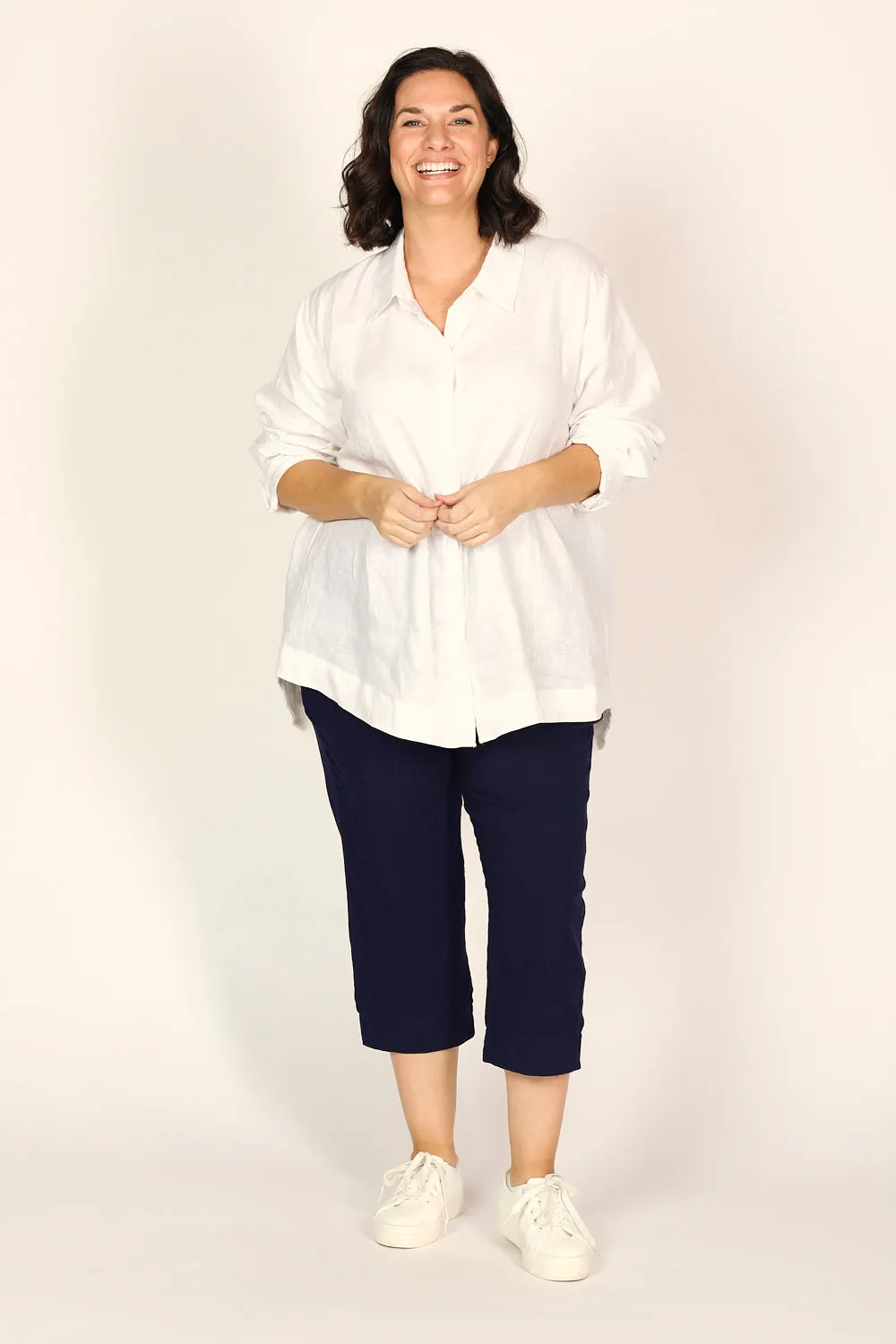 Petite Length Cropped Stretch Capri Pant in Navy sold by Adrift product image thumbnail 4