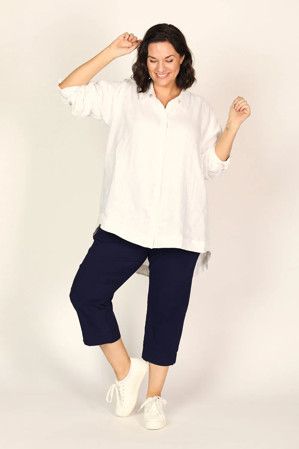 Petite Length Cropped Stretch Capri Pant in Navy sold by Adrift product image thumbnail 2